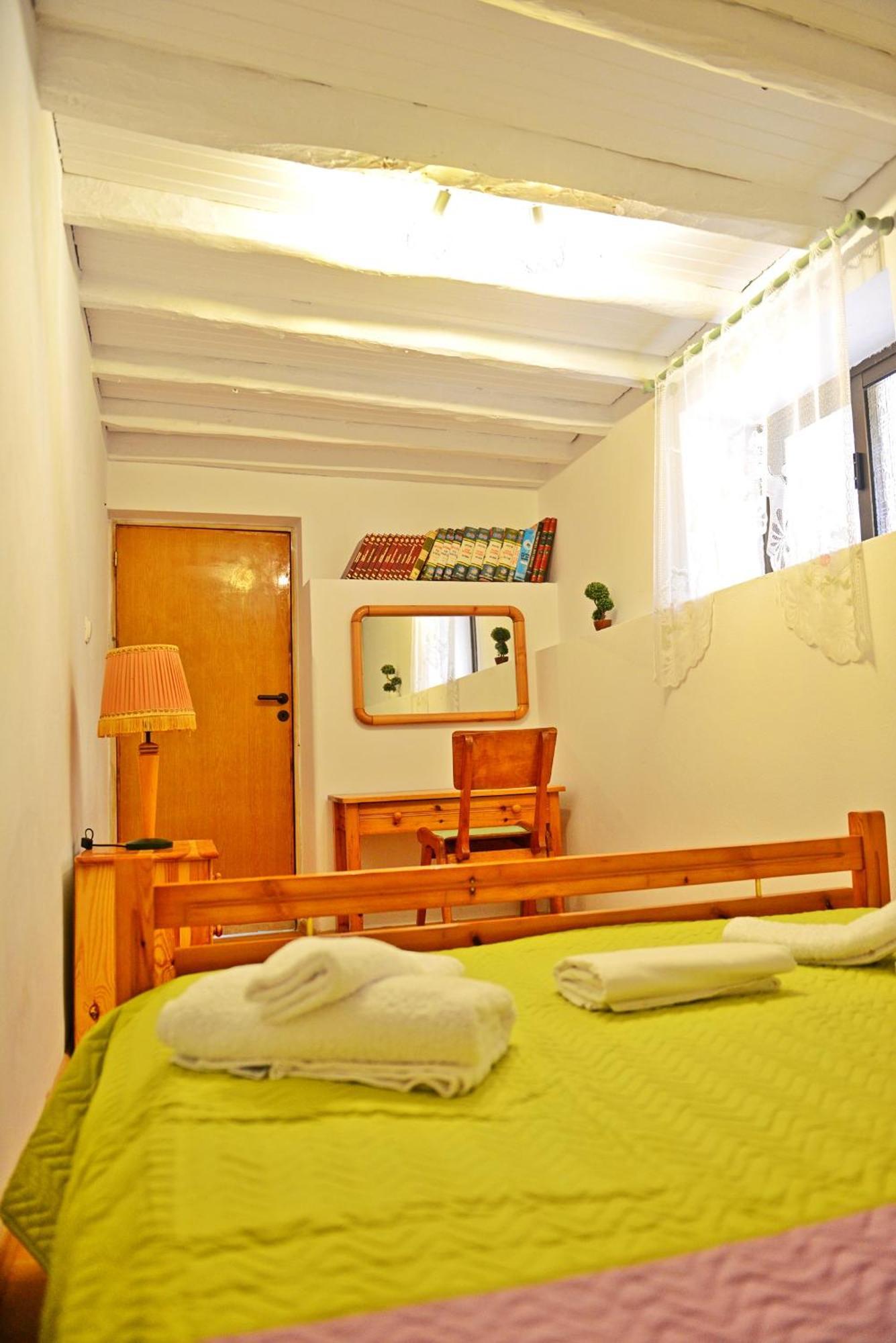 Praxitelous 9 Old Town Villa