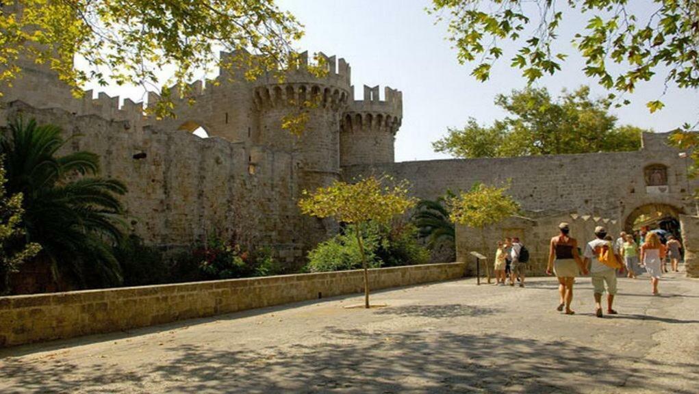 Praxitelous 9 Old Town * Rhodes City